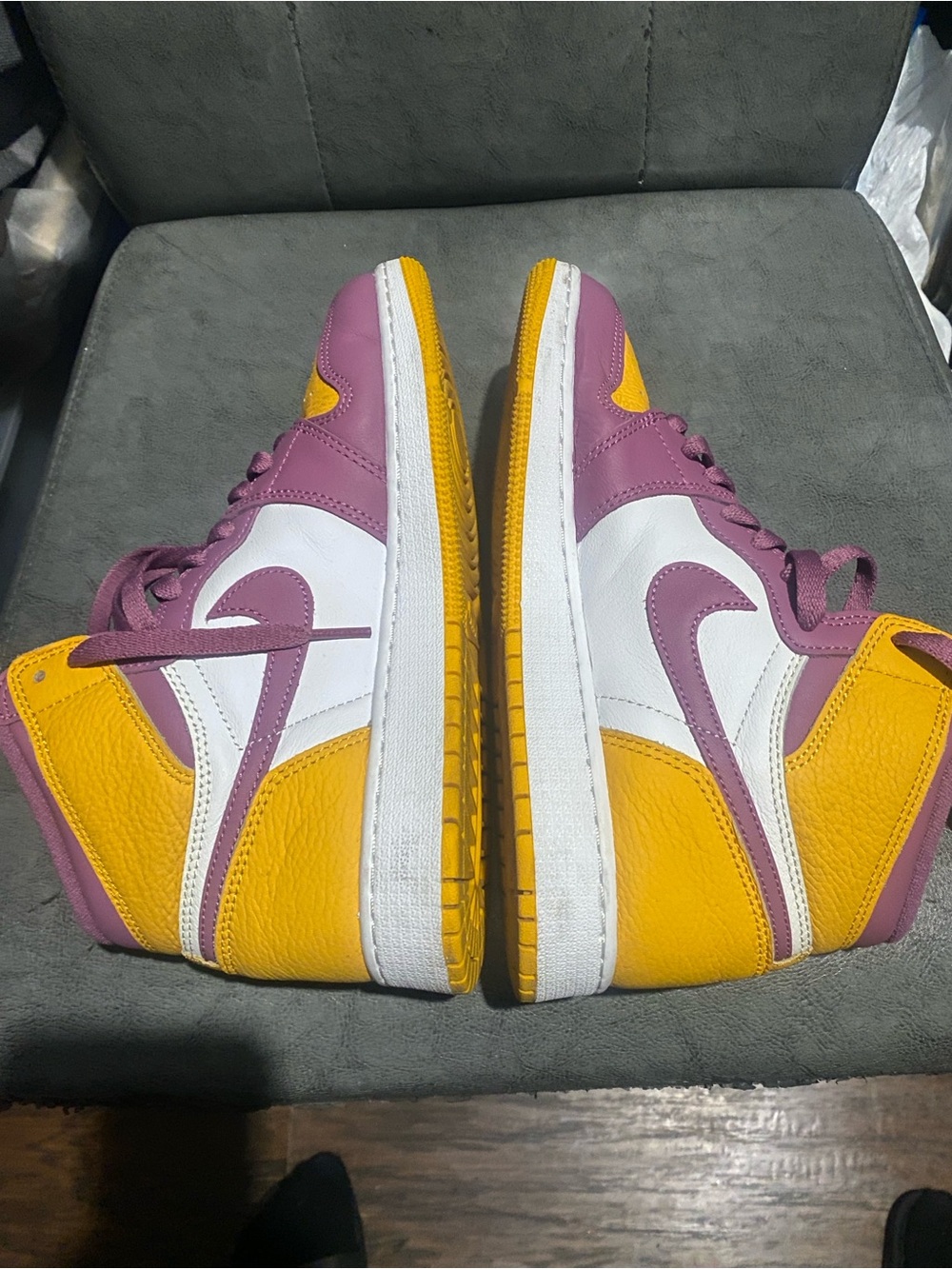 Nike Kids High-Top Sneakers in Yellow, Purple & White